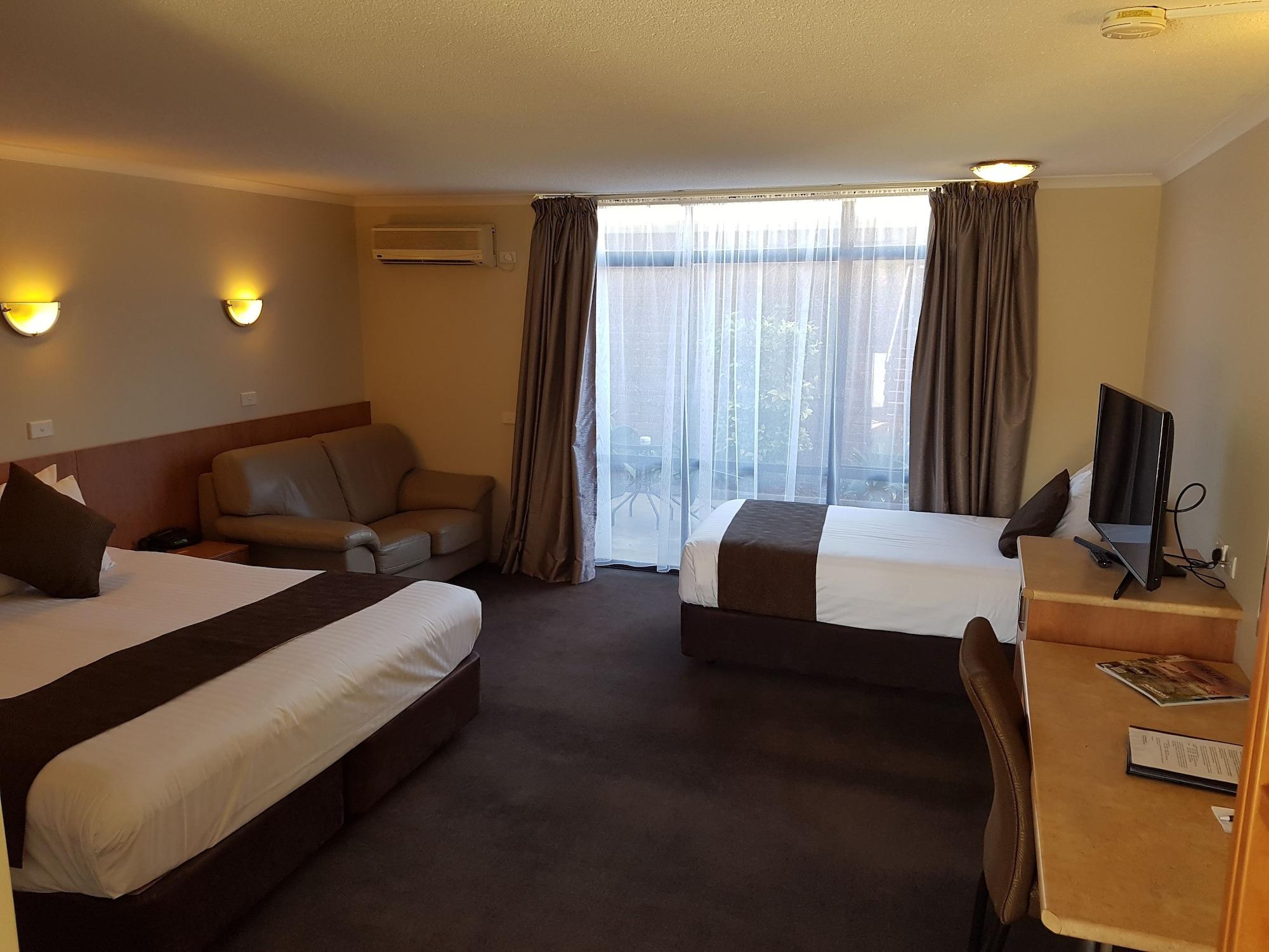 查菲贝斯特韦斯特汽车旅馆 米尔迪拉 外观 照片